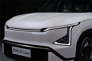 这次起亚EV5 GT-Line给20万级纯电SUV上强度了